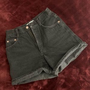 VTG Nuovo Black High Waisted Shorts